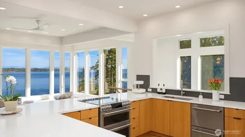 12168 Sunrise Drive NE Bainbridge Island WA 98110