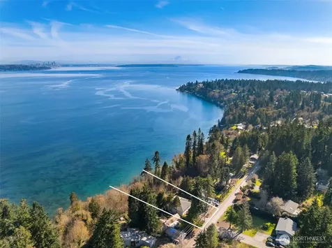 12168 Sunrise Drive NE Bainbridge Island WA 98110