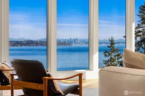 12168 Sunrise Drive NE Bainbridge Island WA 98110