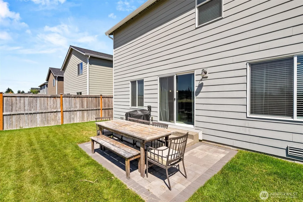 15115 Iverson Loop SE Yelm WA 98597