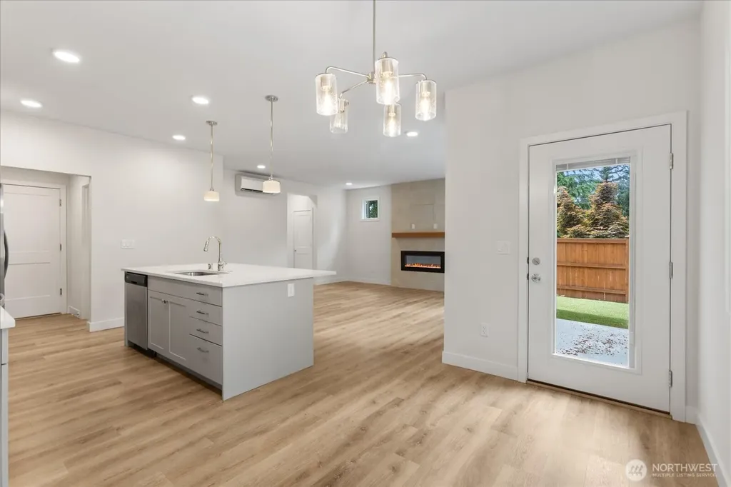 121 171st Place SW Bothell WA 98012