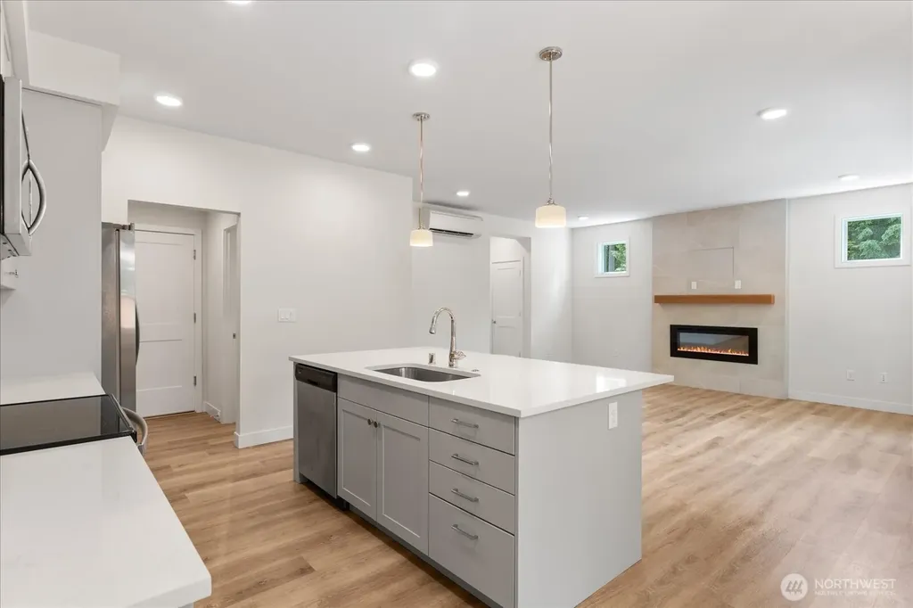 121 171st Place SW Bothell WA 98012