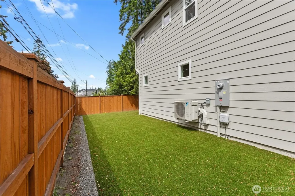 121 171st Place SW Bothell WA 98012
