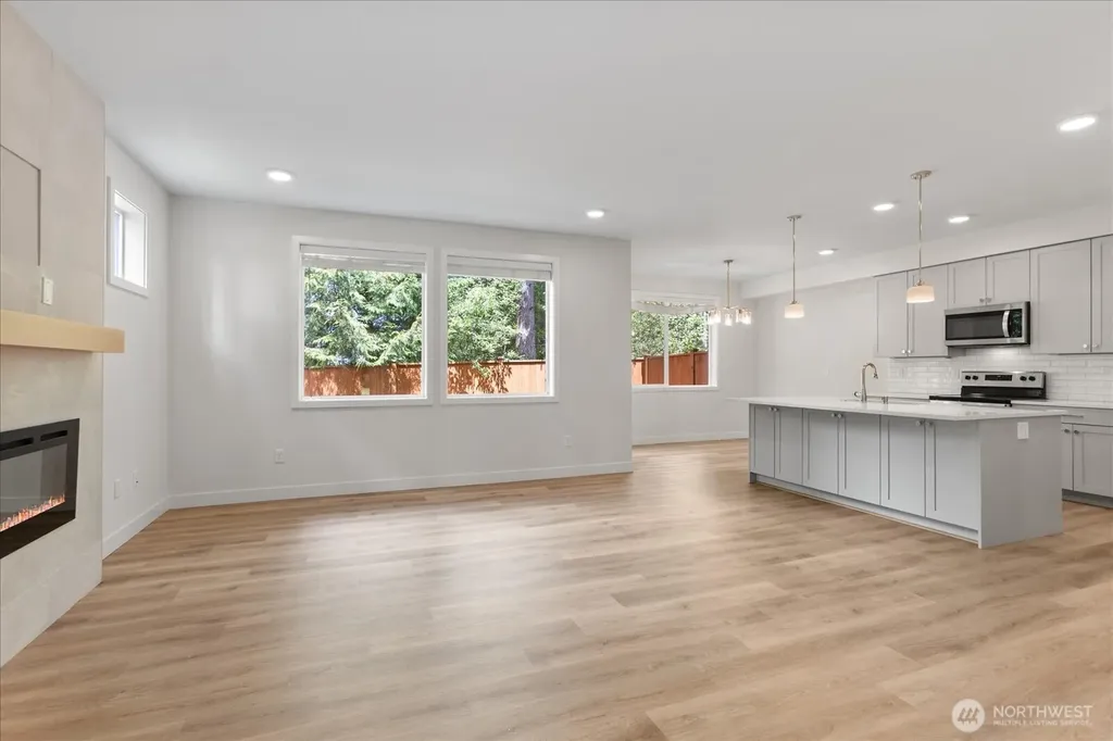 121 171st Place SW Bothell WA 98012