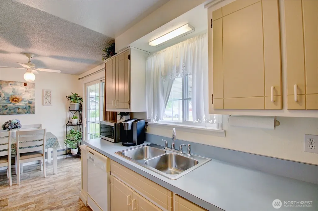 609 John Liner Road Sedro Woolley WA 98284