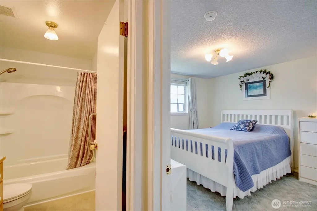609 John Liner Road Sedro Woolley WA 98284