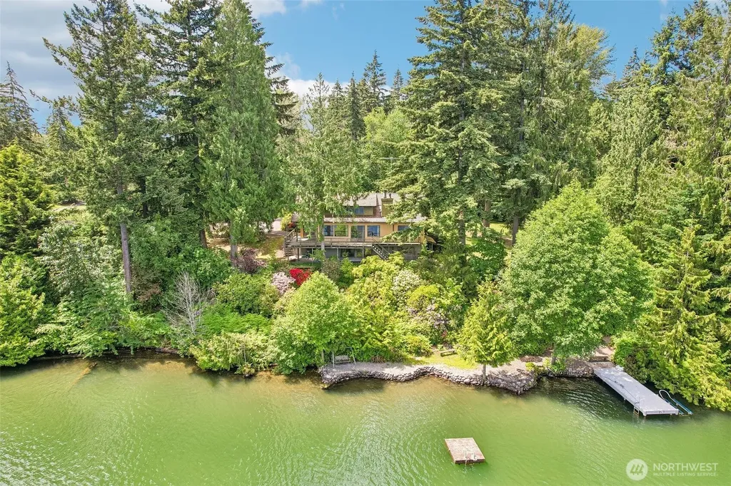21417 Snag Island Drive E Lake Tapps WA 98391