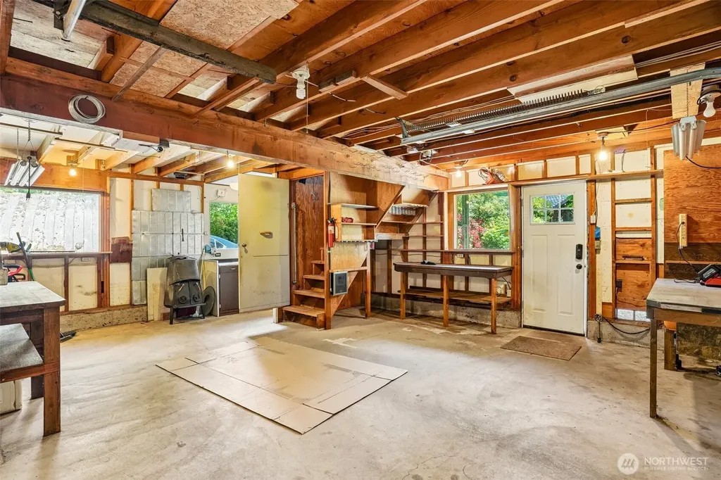 21417 Snag Island Drive E Lake Tapps WA 98391