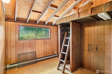 21417 Snag Island Drive E Lake Tapps WA 98391