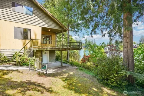 21417 Snag Island Drive E Lake Tapps WA 98391