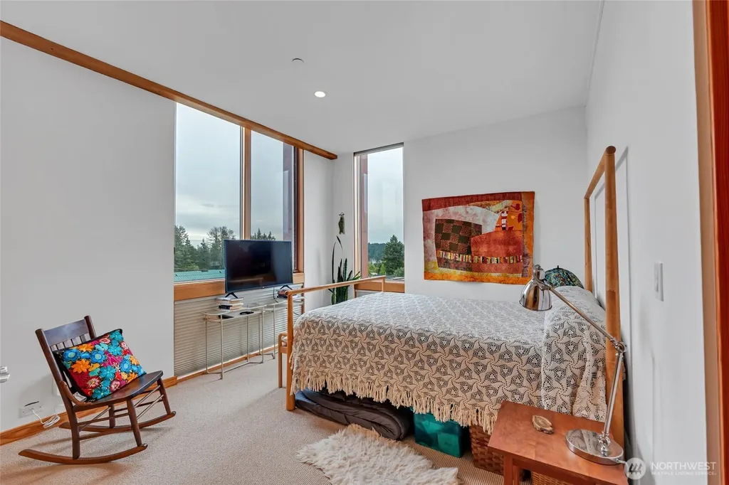 465 Ambrose Lane NW Bainbridge Island WA 98110