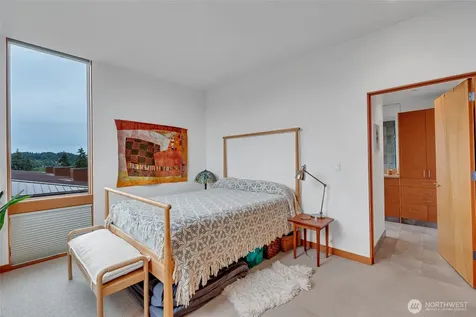 465 Ambrose Lane NW Bainbridge Island WA 98110