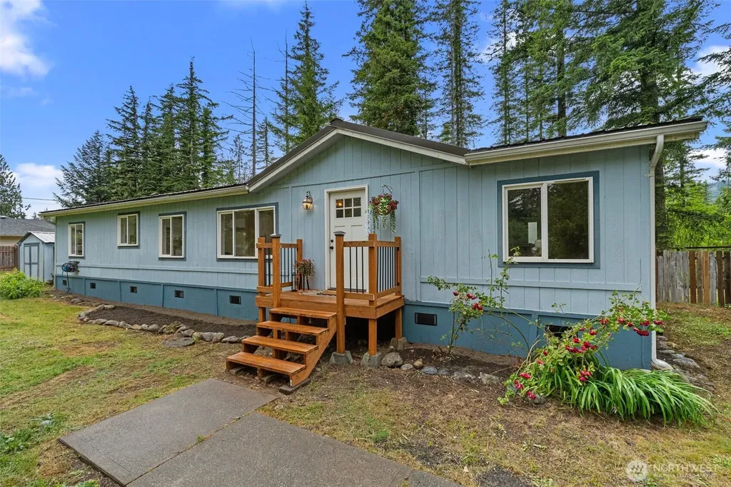 41405 Larson Drive Gold Bar WA 98251