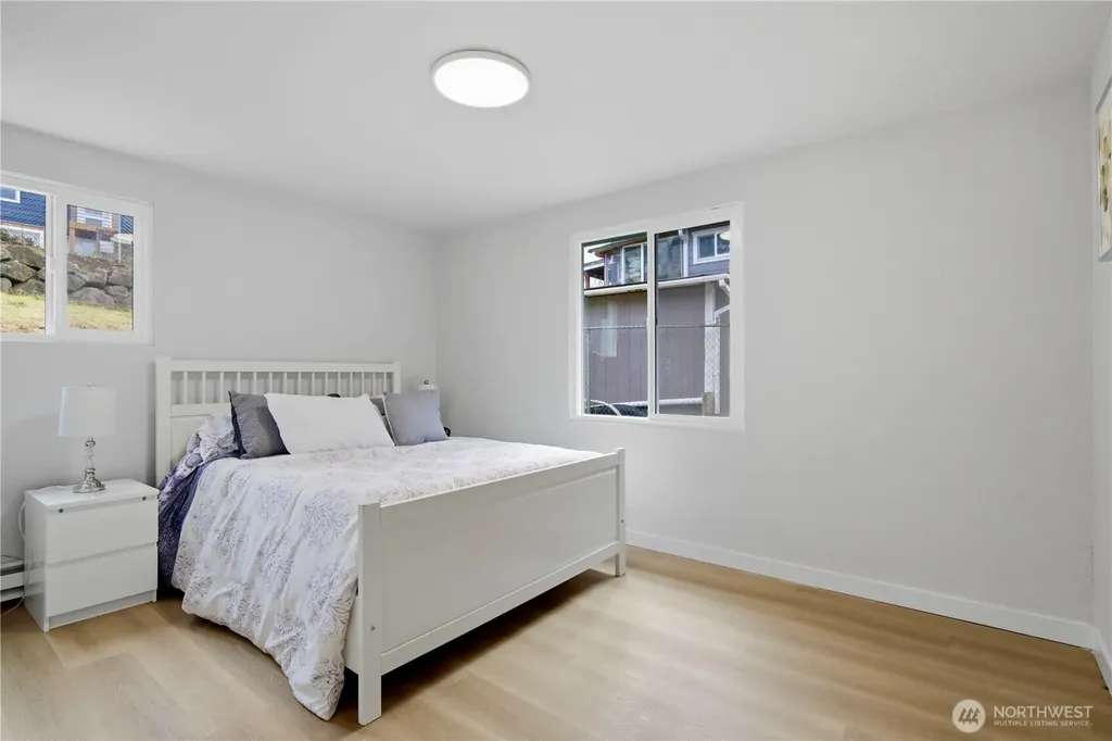 5720 37th Avenue S Seattle WA 98118
