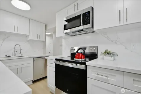 5720 37th Avenue S Seattle WA 98118