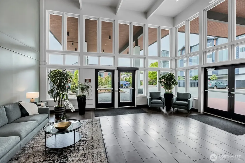 2501 Canterbury Lane E Seattle WA 98112