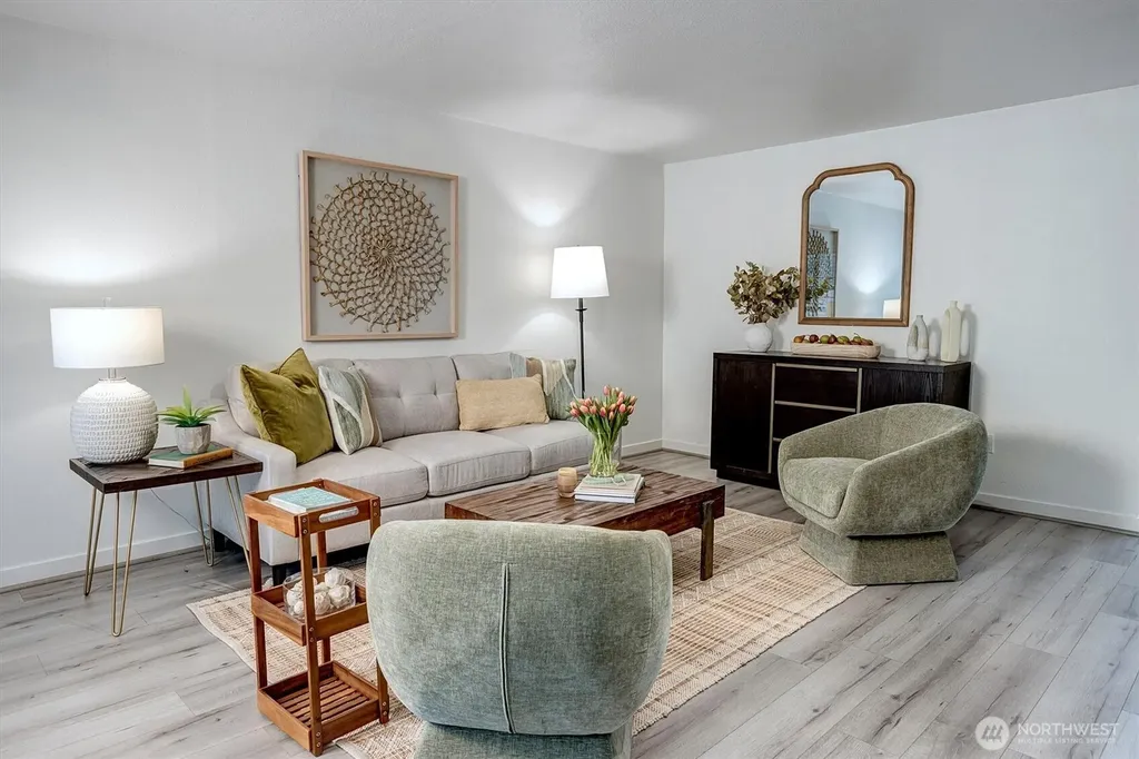2501 Canterbury Lane E Seattle WA 98112