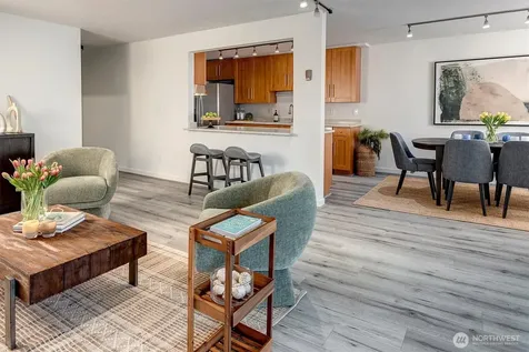 2501 Canterbury Lane E Seattle WA 98112