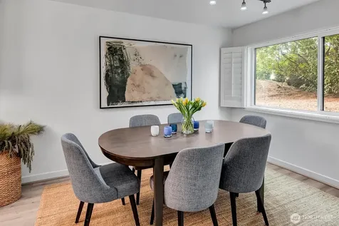 2501 Canterbury Lane E Seattle WA 98112