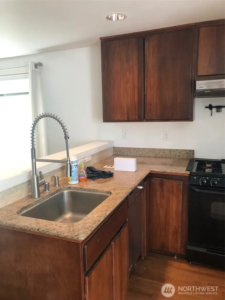 2315 43rd Avenue E Seattle WA 98112