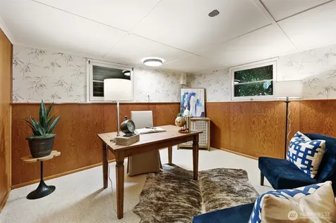 6203 39th Avenue NE Seattle WA 98115