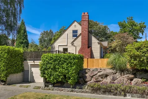 6203 39th Avenue NE Seattle WA 98115