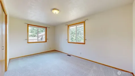 22 NE Tremont Drive College Place WA 99324