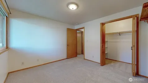22 NE Tremont Drive College Place WA 99324