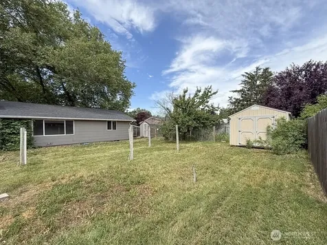 22 NE Tremont Drive College Place WA 99324
