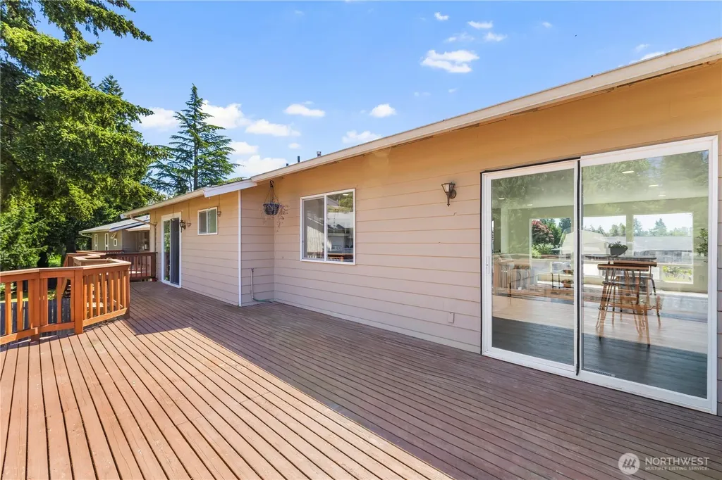 13712 SE 233rd Street Kent WA 98042