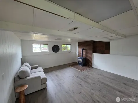 13712 SE 233rd Street Kent WA 98042
