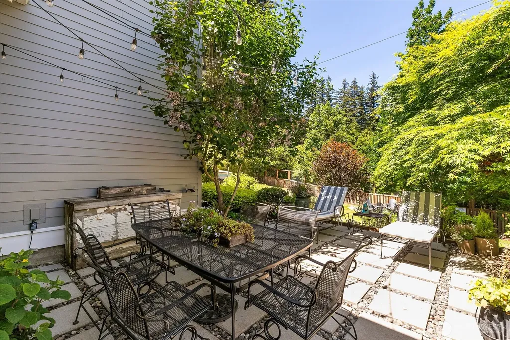 4203 Academy Street Bellingham WA 98226