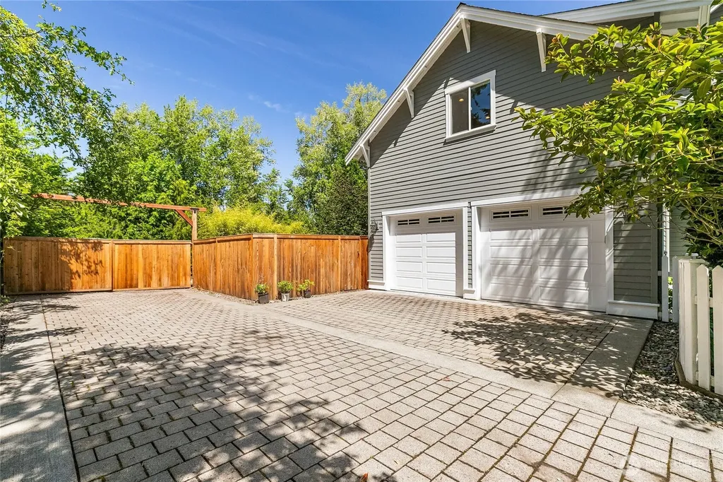 4203 Academy Street Bellingham WA 98226