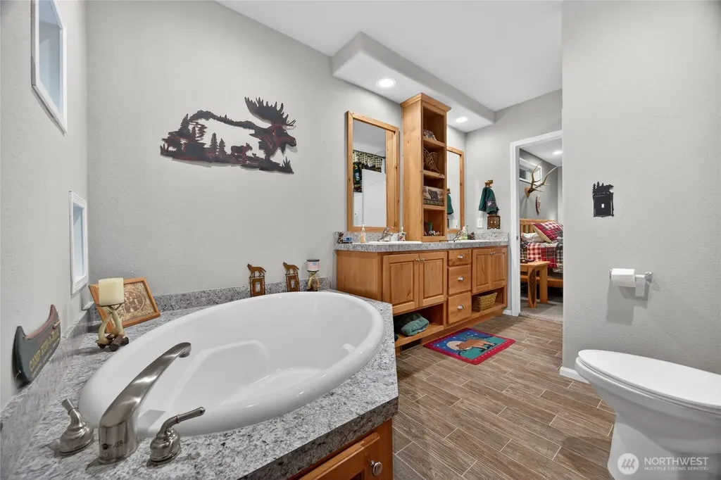 128 Riverview Drive Packwood WA 98361
