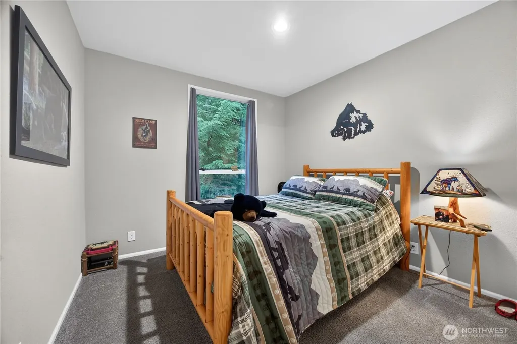 128 Riverview Drive Packwood WA 98361