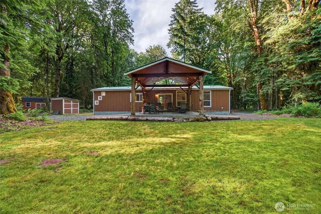 128 Riverview Drive Packwood WA 98361