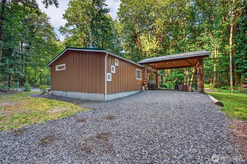 128 Riverview Drive Packwood WA 98361