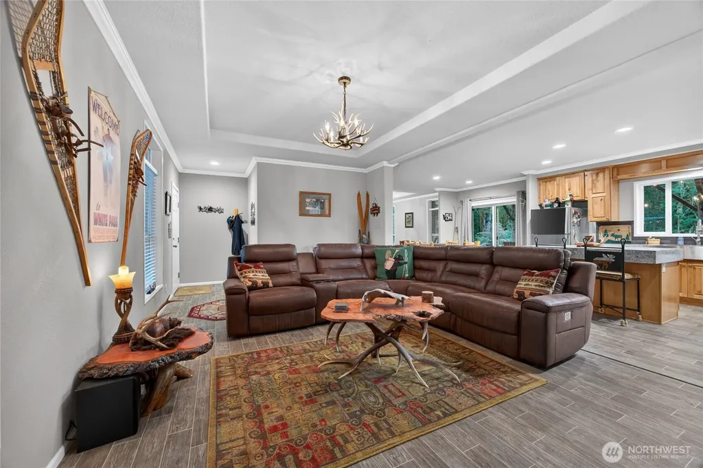 128 Riverview Drive Packwood WA 98361