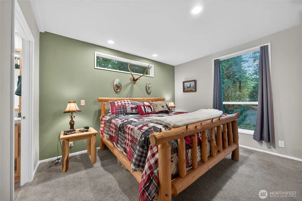 128 Riverview Drive Packwood WA 98361
