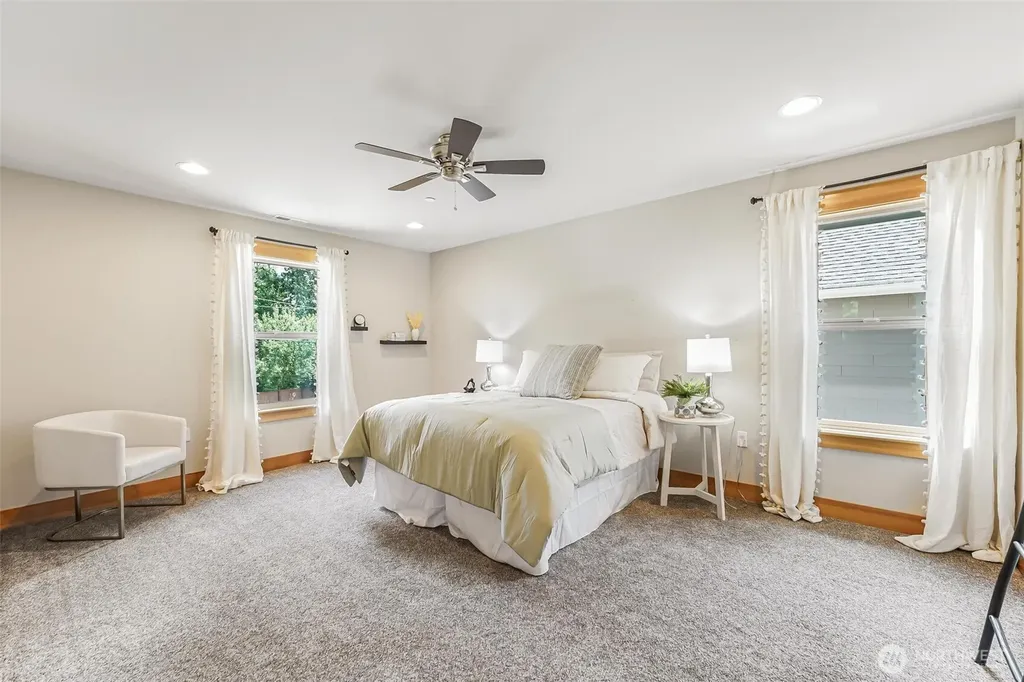 6106 207th Ave E Bonney Lake WA 98391
