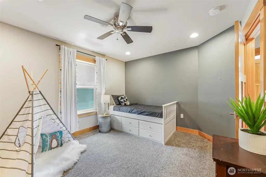 6106 207th Ave E Bonney Lake WA 98391