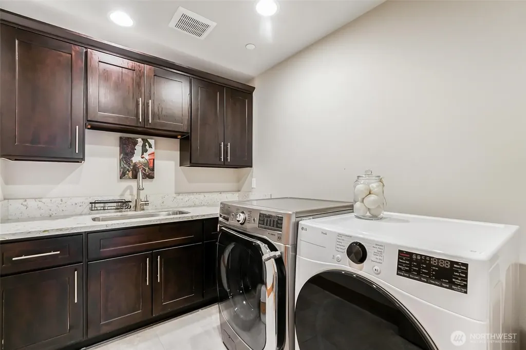 6106 207th Ave E Bonney Lake WA 98391