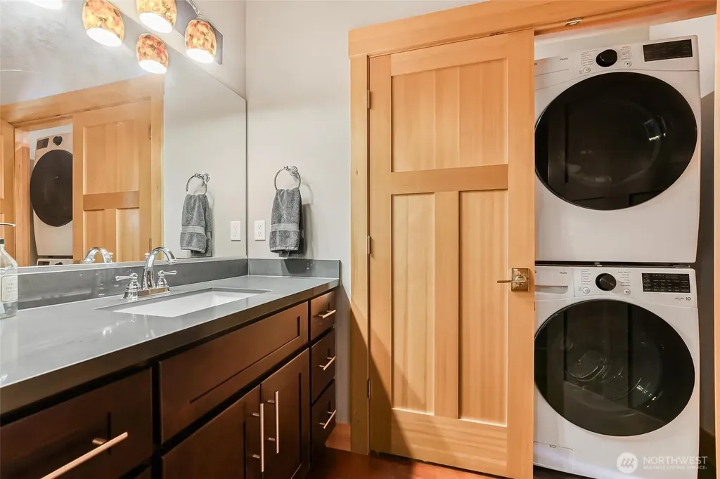 6106 207th Ave E Bonney Lake WA 98391