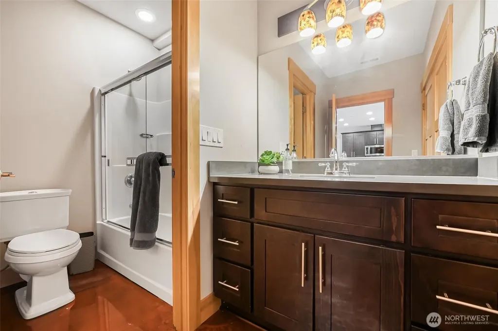 6106 207th Ave E Bonney Lake WA 98391