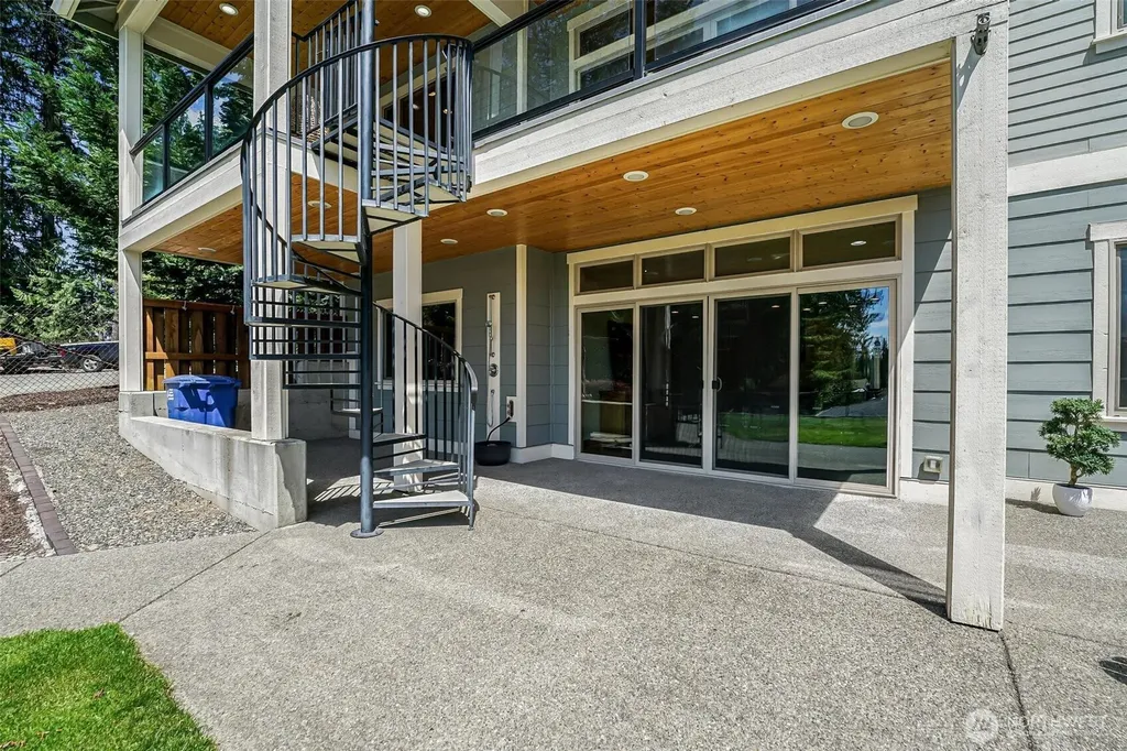 6106 207th Ave E Bonney Lake WA 98391