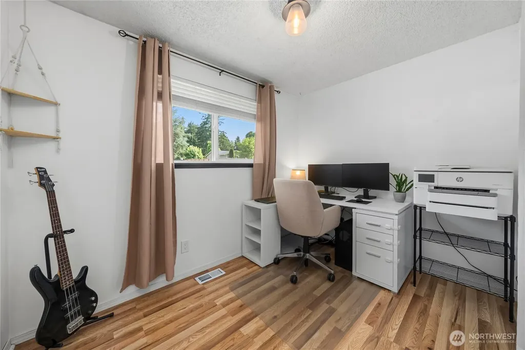 21709 121st Street Ct E Bonney Lake WA 98391