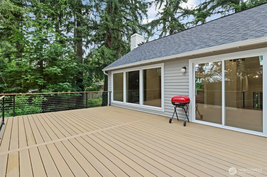 21229 NE 14th Place Sammamish WA 98074