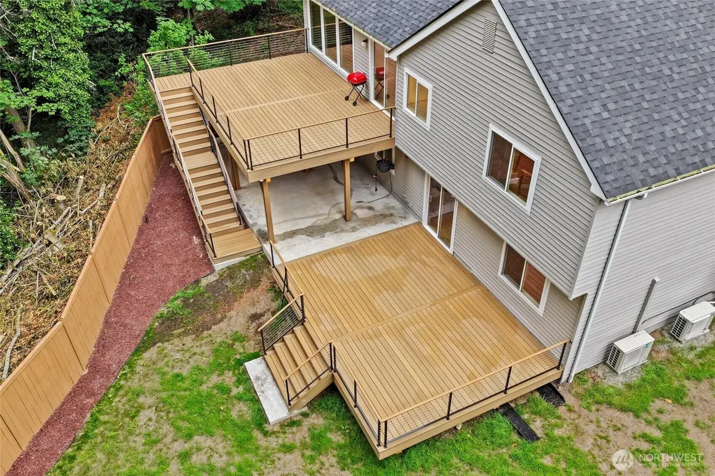 21229 NE 14th Place Sammamish WA 98074