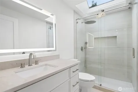 21229 NE 14th Place Sammamish WA 98074