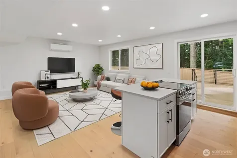 21229 NE 14th Place Sammamish WA 98074
